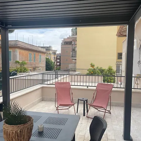 Daire Il Castelletto - Chic Roma